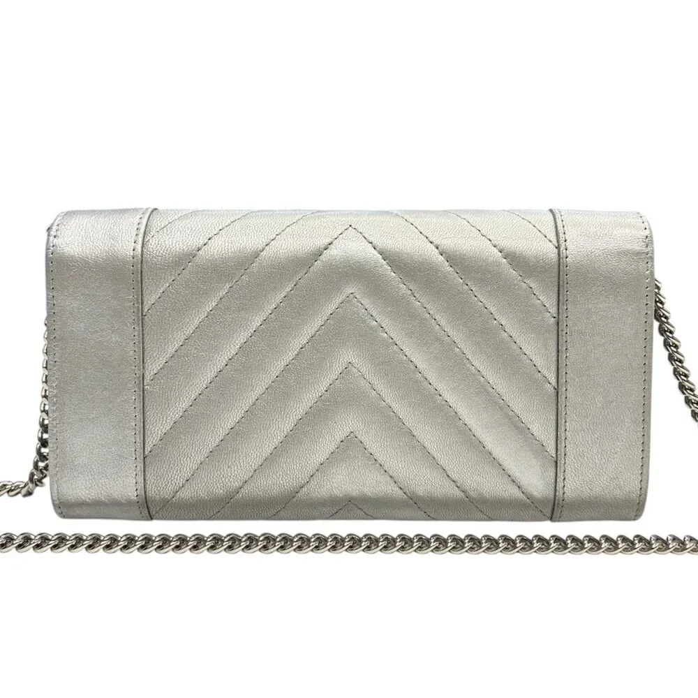 CHANEL Metallic Silver Goatskin Mademoiselle Flap Wallet - Picture 4 of 6